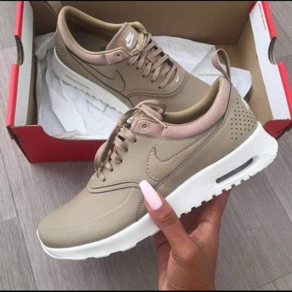 Nike Air Max Thea Desert Camo 🤎